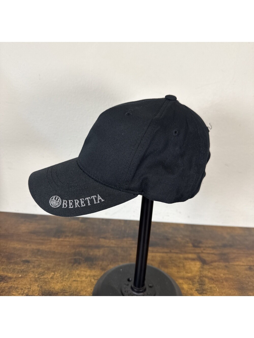 Baretta Baseball Cap – Black – Embroidered Spellout Logo – Strapback – New